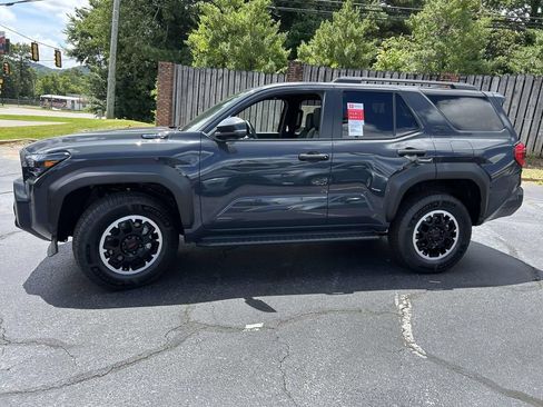 New 2026 Toyota 4Runner TRD Off-Road Premium AWD/4WD image 6