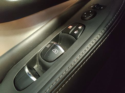 Used 2021 Nissan Murano SL w/ SL Moonroof Package image 27