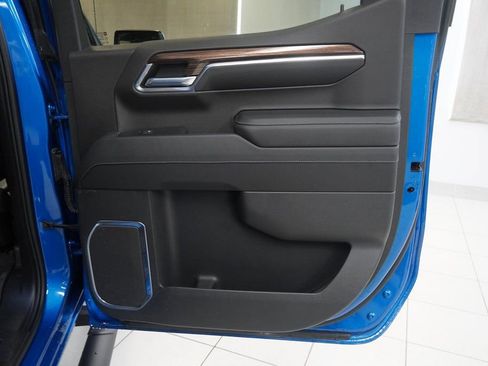 Used 2023 Chevrolet Silverado 1500 LT Trail Boss w/ LT Trail Boss Premium Package image 31