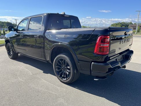 Used 2025 RAM 1500 Limited AWD/4WD image 7