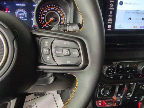 Used 2024 Jeep Wrangler Sport AWD/4WD image 20