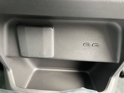 New 2024 Chevrolet Silverado EV RST image 80