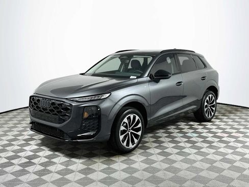 New 2026 Audi Q3 quattro 2.0T AWD/4WD image 3