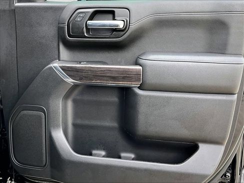 Used 2022 Chevrolet Silverado 1500 LTZ RWD image 19