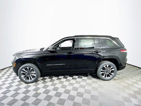 New 2025 Jeep Grand Cherokee Overland w/ Adv Protech Group III AWD/4WD image 4