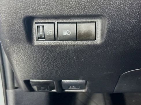 Certified 2025 Toyota RAV4 LE FWD image 11