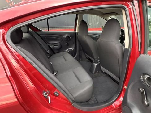 Used 2016 Nissan Versa S Plus FWD image 19