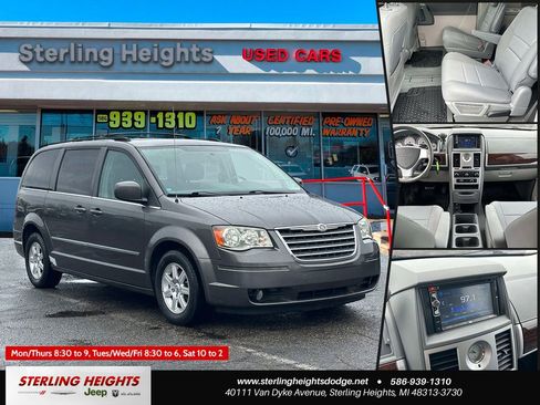 Used 2010 Chrysler Town & Country Touring FWD image 1