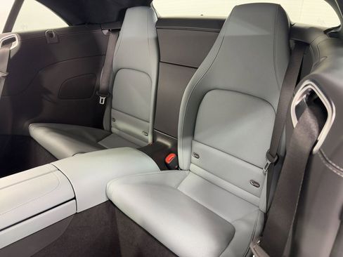 Used 2022 Mercedes-Benz SL 55 AMG 4MATIC w/ Driver Assistance Package image 28