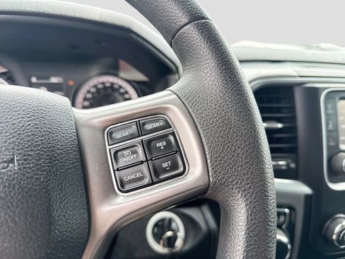 Used 2024 RAM 1500 Classic SLT AWD/4WD image 15
