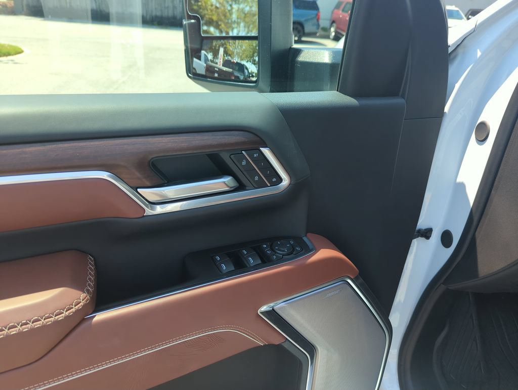 Used 2026 GMC Sierra 3500 Denali Ultimate AWD/4WD image 18