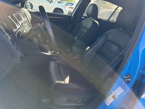 Used 2021 Volkswagen GTI Autobahn FWD image 8