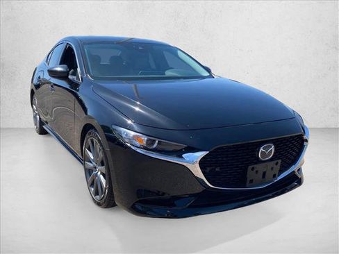 Used 2019 MAZDA MAZDA3 Sedan FWD image 3