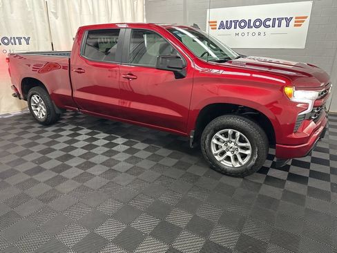 Used 2025 Chevrolet Silverado 1500 RST w/ Z71 Off-Road Package AWD/4WD image 2