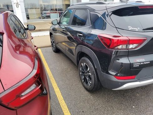 Used 2023 Chevrolet TrailBlazer LT w/ Convenience Package image 4