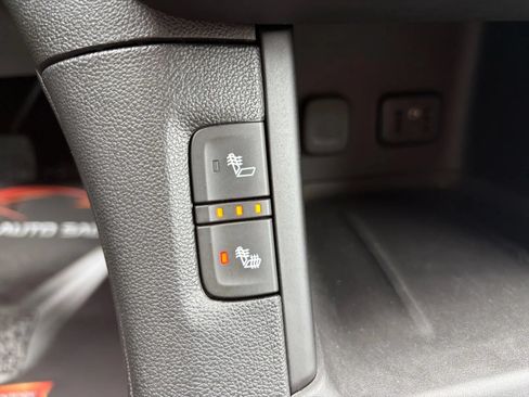 Used 2019 GMC Acadia SLE AWD/4WD image 26