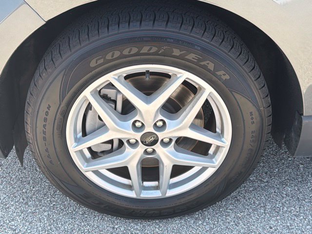 Used 2024 Ford Edge SEL AWD/4WD image 11