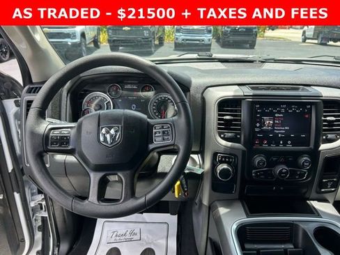 Used 2021 RAM 1500 Express RWD image 17