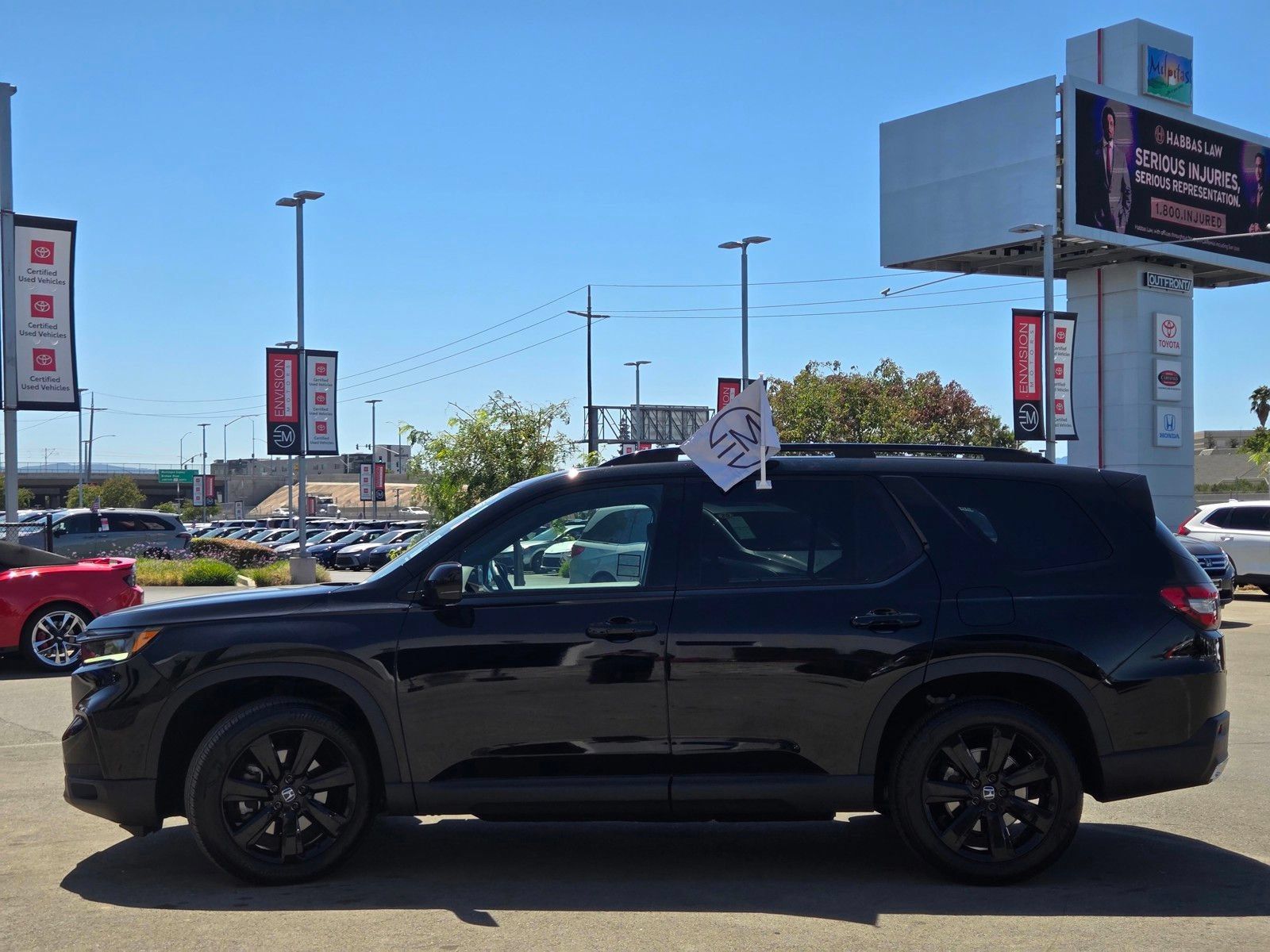 Certified 2025 Honda Pilot Black Edition image 4