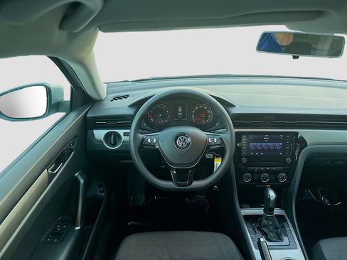 Used 2021 Volkswagen Passat 2.0T S image 20