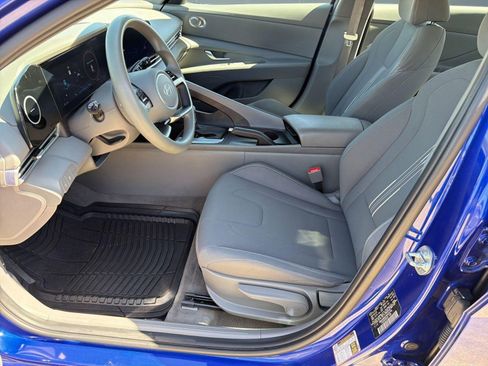 Used 2024 Hyundai Elantra SEL image 5