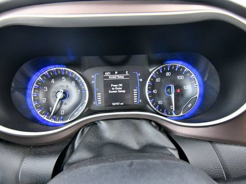 Used 2024 Chrysler Voyager LX FWD image 23