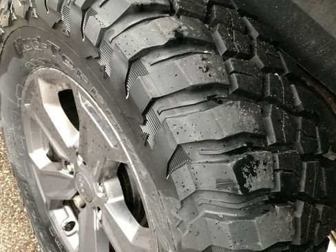 Used 2017 Jeep Wrangler Unlimited Rubicon image 11