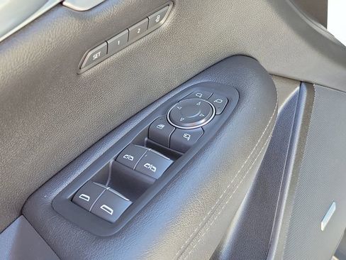 Used 2025 Cadillac XT5 Premium Luxury image 29