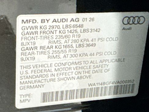 New 2027 Audi Q6 e-tron Premium image 30