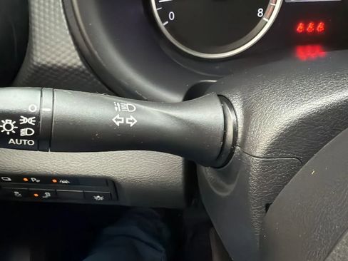 Used 2023 Nissan Kicks S image 14