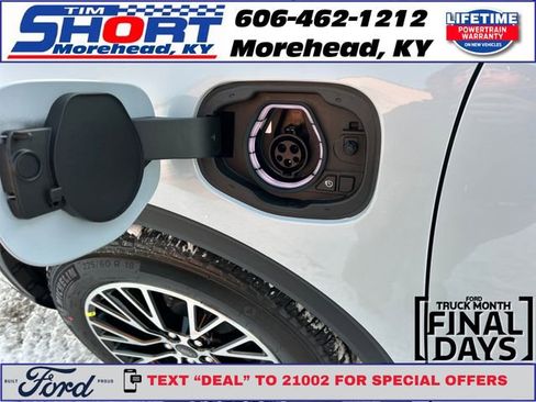 New 2026 Ford Escape SE w/ PHEV Premium Package FWD image 51