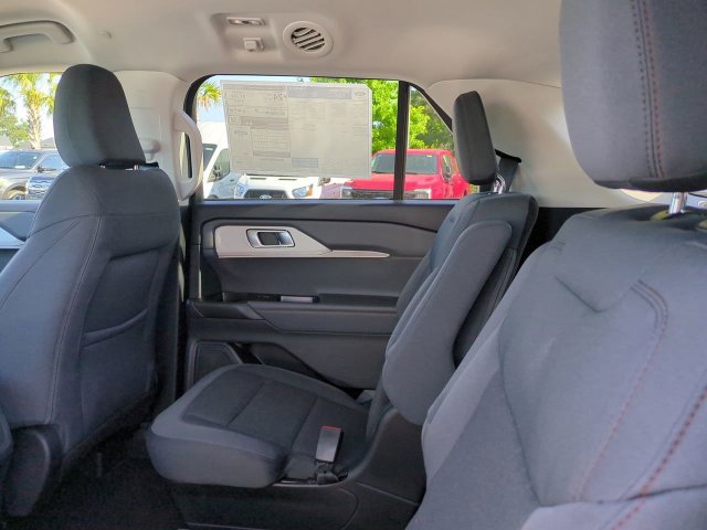 New 2026 Ford Explorer Active RWD image 15