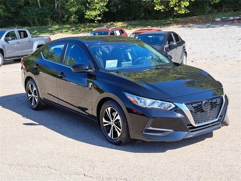 Used 2022 Nissan Sentra SV w/ Trunk Package image 7