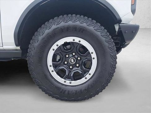 Used 2024 Ford Bronco Badlands AWD/4WD image 21