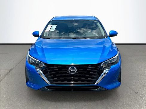 Used 2025 Nissan Sentra SV w/ All-Weather Package FWD image 2