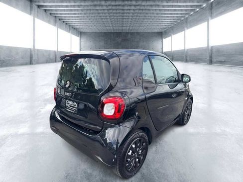 Used 2017 smart fortwo electric drive RWD image 3