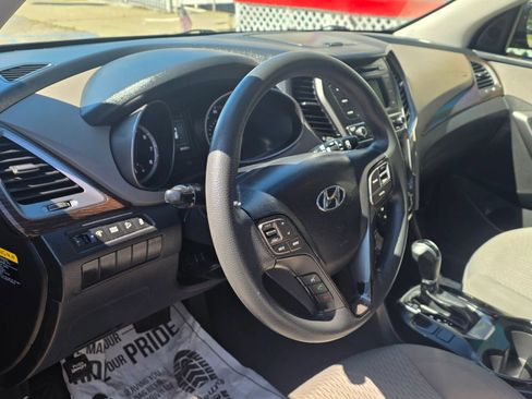Used 2018 Hyundai Santa Fe Sport FWD image 14