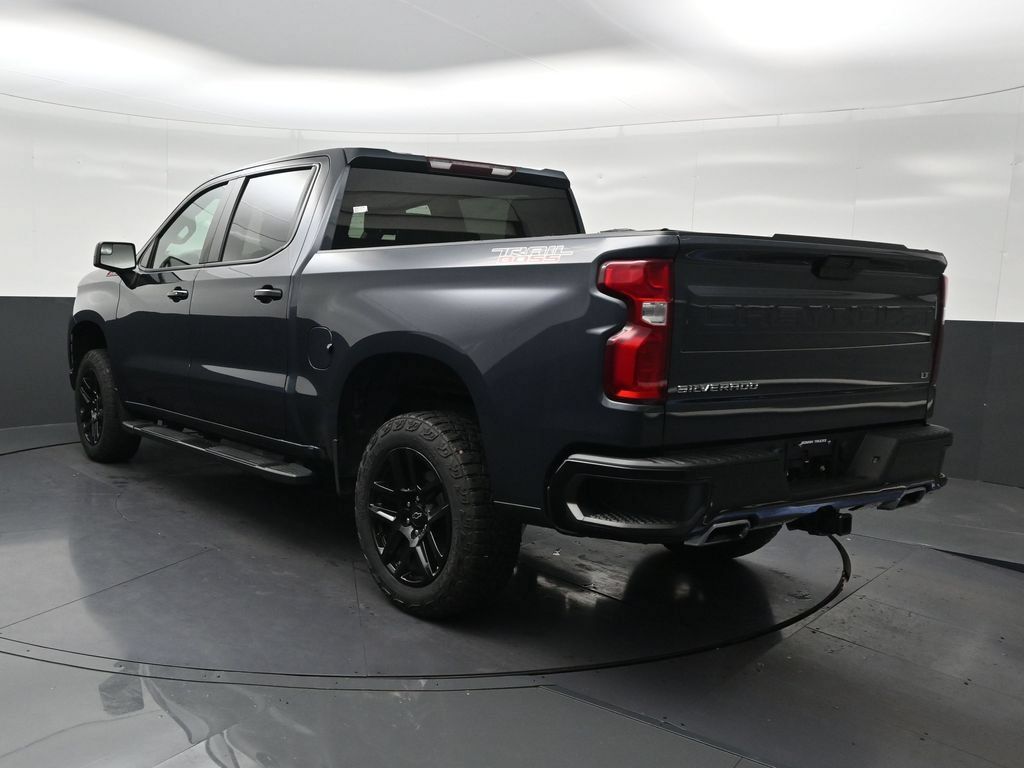 Used 2021 Chevrolet Silverado 1500 LT Trail Boss AWD/4WD image 3