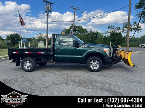 Used 2011 Ford F250 XL w/ Snow Plow Prep Pkg AWD/4WD image 5