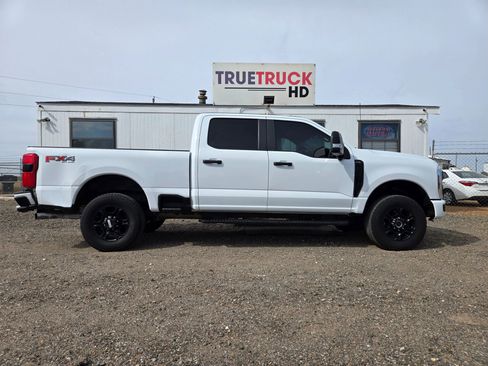 Used 2024 Ford F250 XL w/ STX Appearance Package AWD/4WD image 5