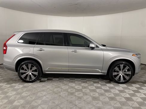 Used 2025 Volvo XC90 T8 Plus w/ Protection Package Premier AWD/4WD image 13