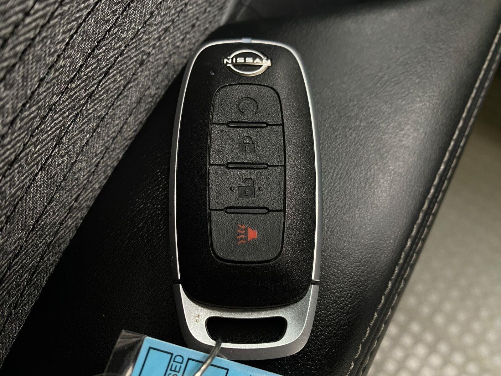 Certified 2023 Nissan Rogue SV AWD/4WD image 30