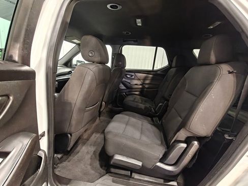 Used 2022 Chevrolet Traverse LT AWD/4WD image 28