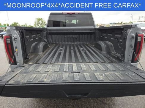Used 2024 GMC Sierra 2500 AT4 w/ AT4 Premium Plus Package AWD/4WD image 30