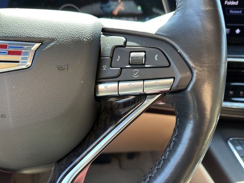 Used 2022 Cadillac Escalade ESV Premium Luxury image 20