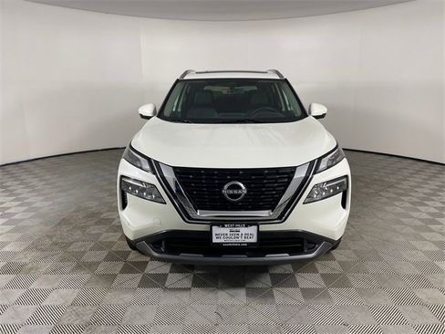 Used 2023 Nissan Rogue SL w/ SL Premium Package image 25