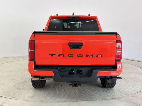 Used 2024 Toyota Tacoma TRD Sport w/ TRD Sport Premium Package RWD image 10