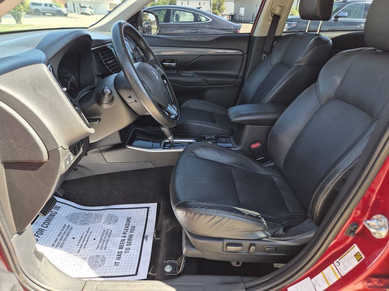 Used 2020 Mitsubishi Outlander SEL AWD/4WD image 10