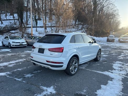 Used 2016 Audi Q3 2.0T Prestige w/ Prestige Package image 4