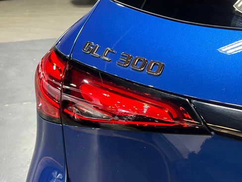 New 2025 Mercedes-Benz GLC 300 4MATIC image 14